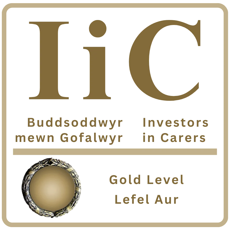 IiC Gold logo
