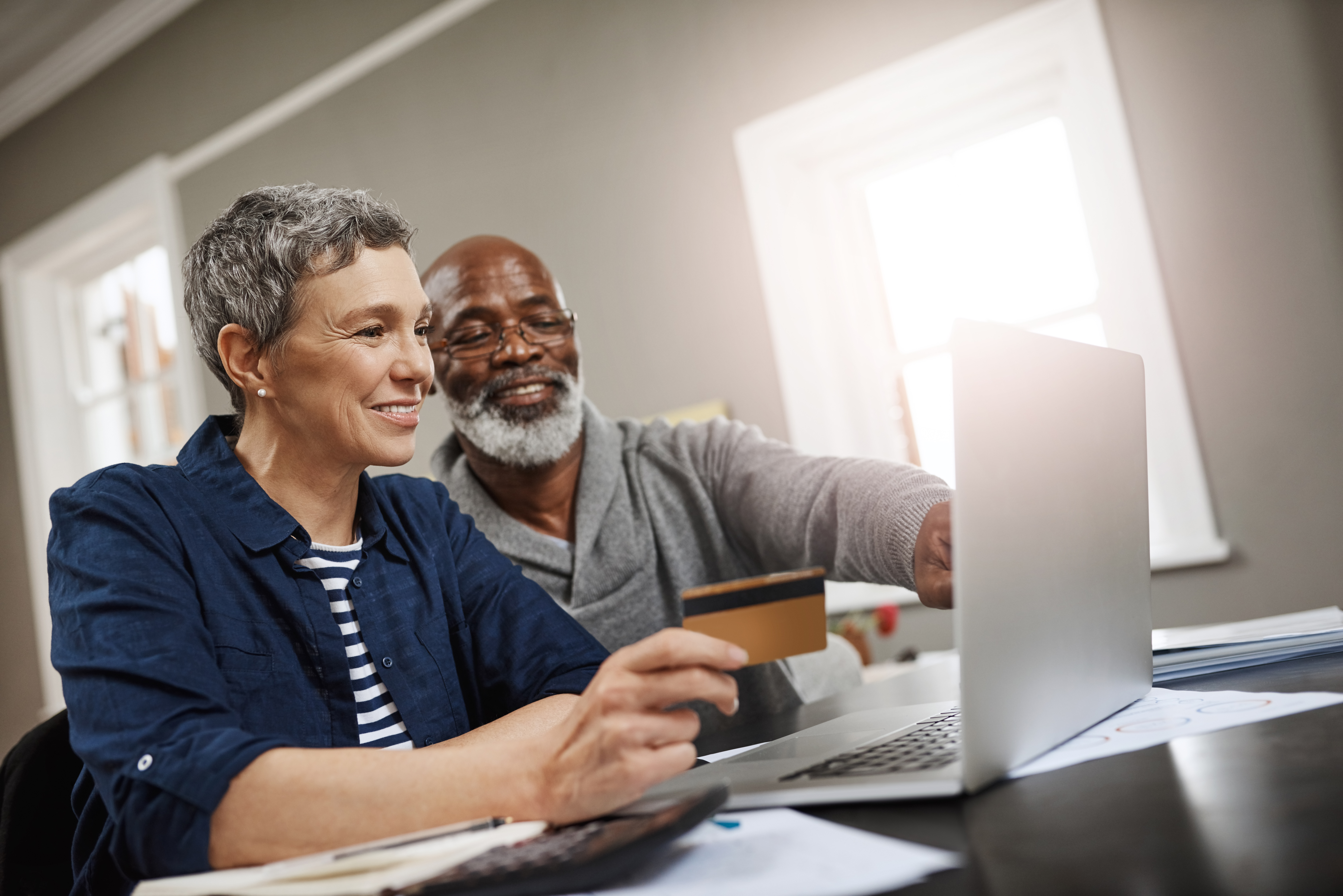 couple looking at PC