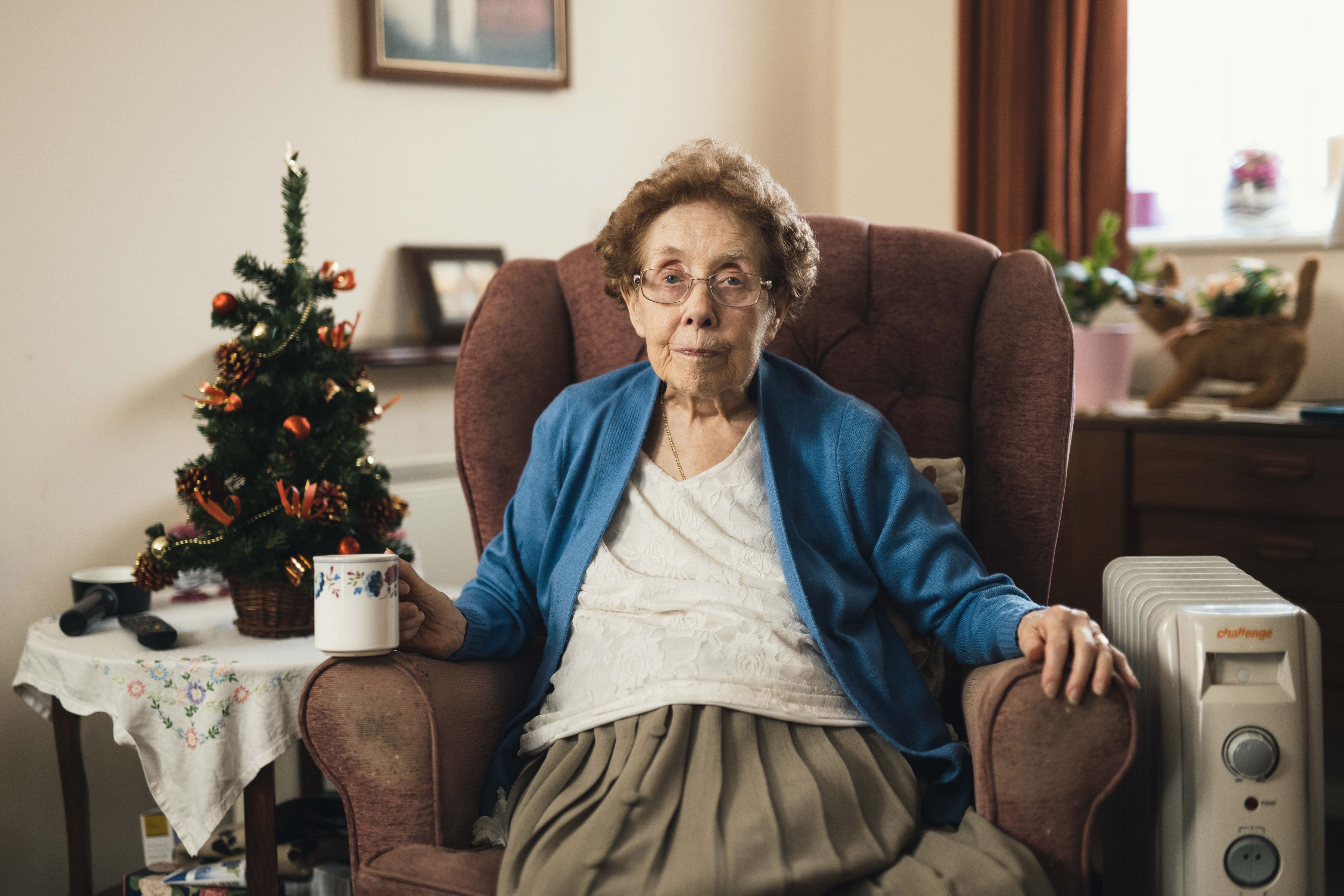 AgeUK_Brenda_Shoot-34.jpg