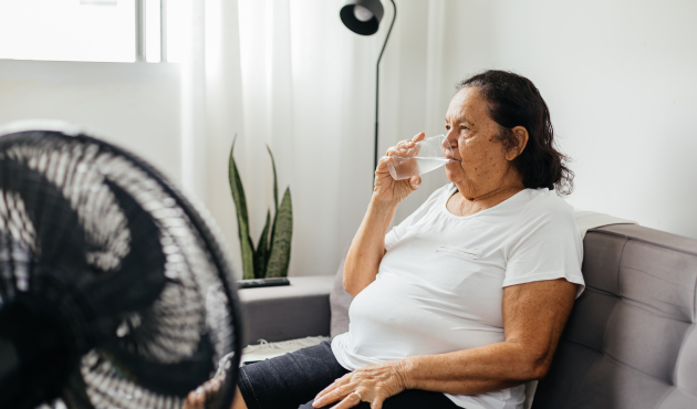 How to keep cool in hot weather