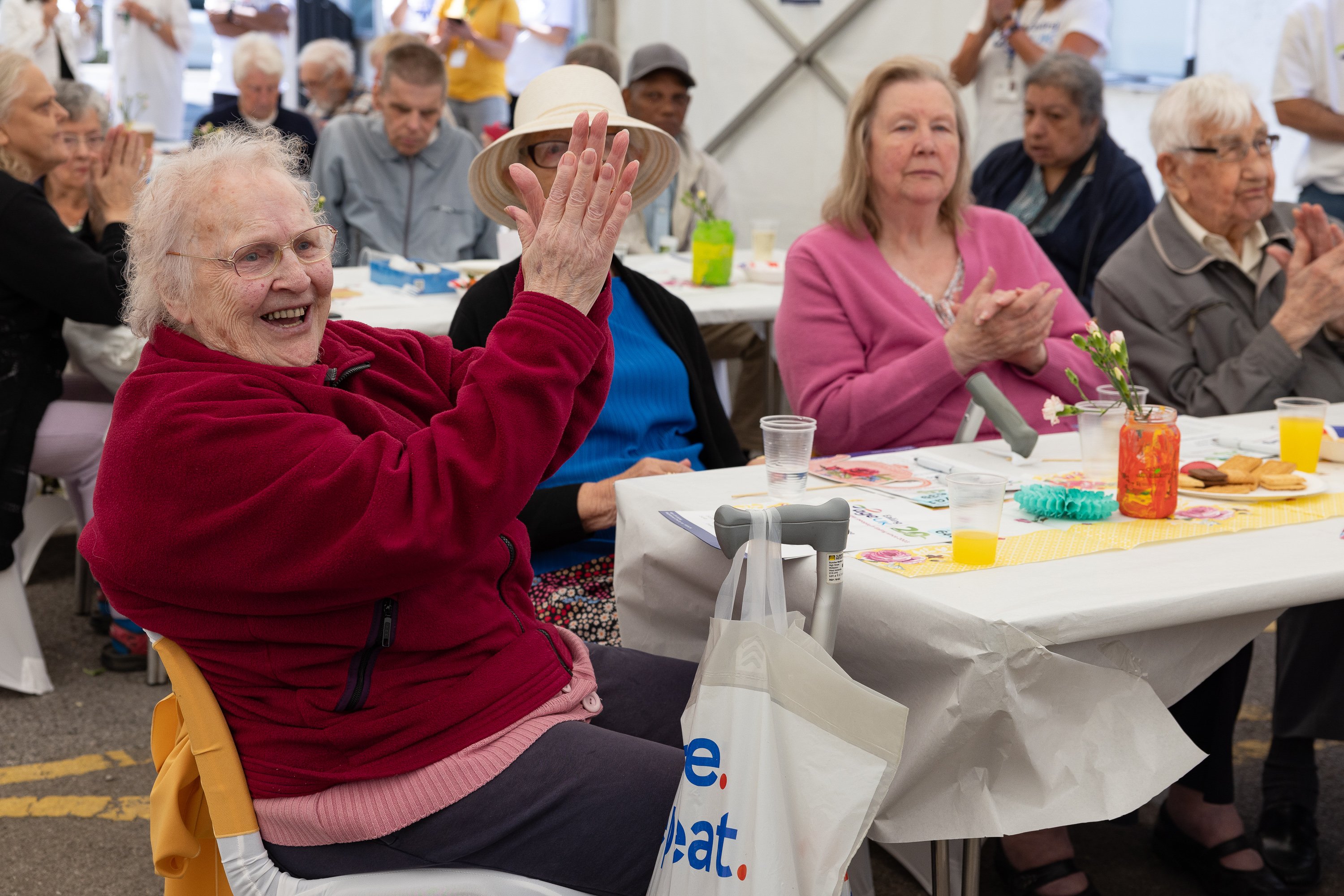 08-06-23 Age UK Ealing Summer Party-0216.jpg