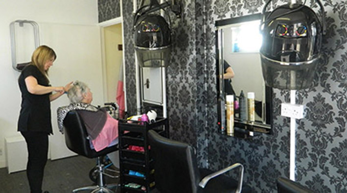 age-uk-hythe-and-lyminge-hairdressing