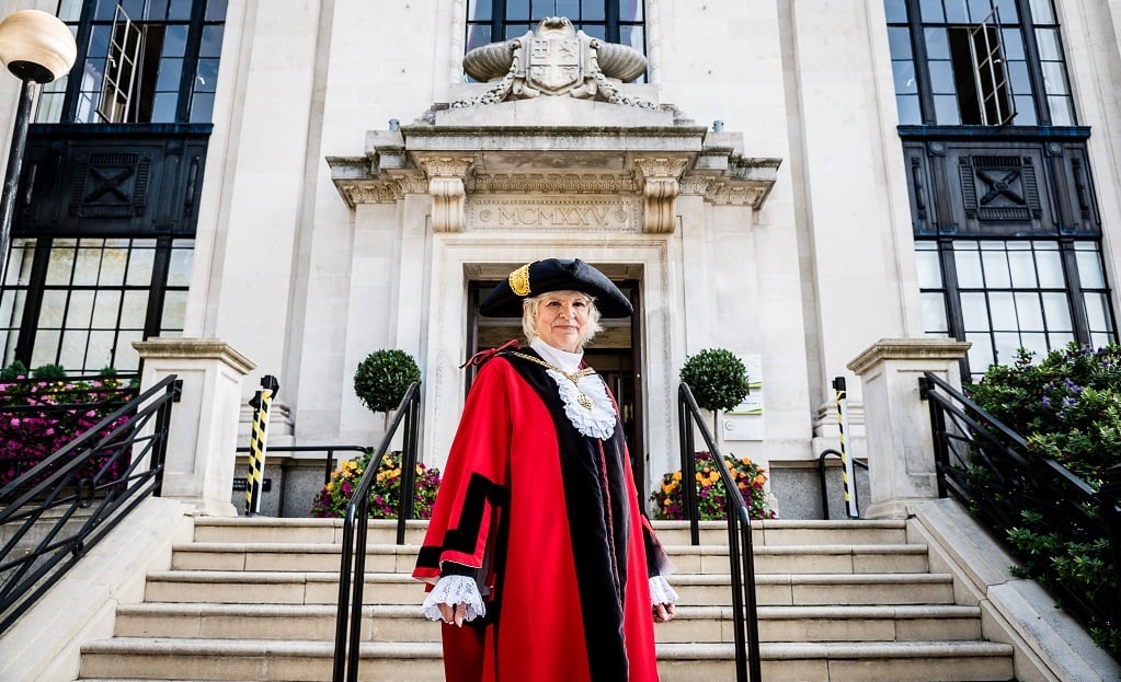 Cllr Burgess becomes Islington's Mayor 2020-21