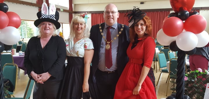 Welcome to the Mayor and Mayoress of Newport Pagnell