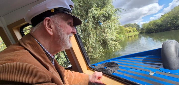 720x343NewsContentCaptainOnBoat.JPG