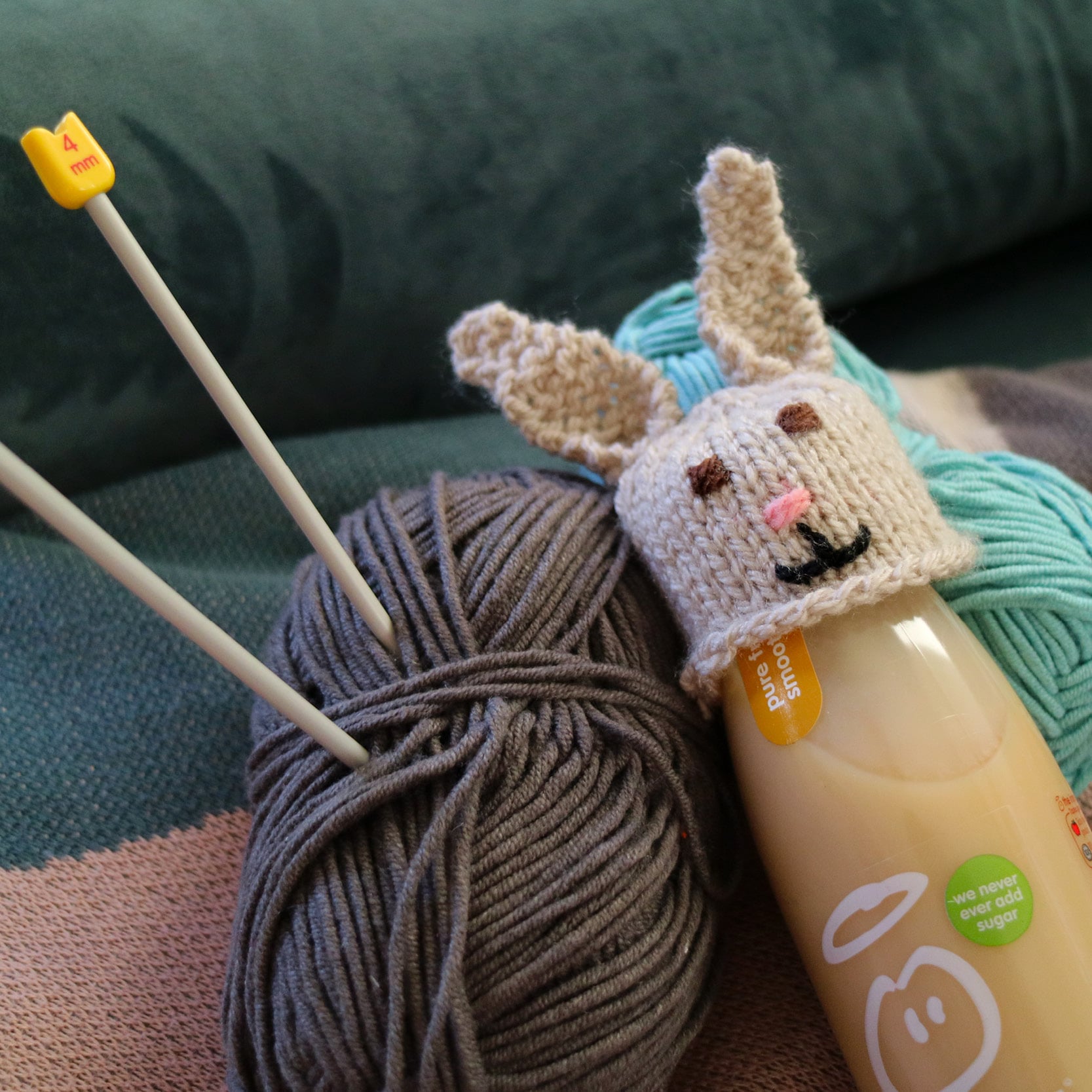 Profile 400x400_rabbitandneedles.jpg