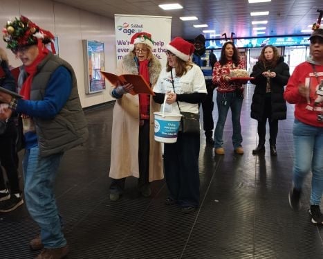 BITS carol singing 467px.jpg