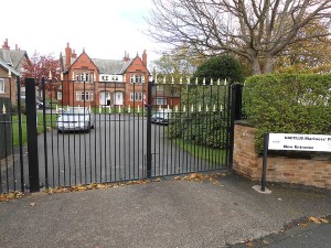 Mariners' Park entrance