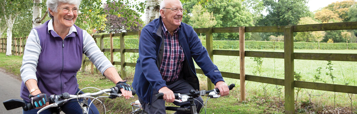 Couple cycling