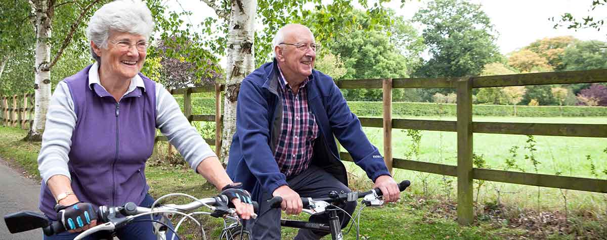 Couple cycling